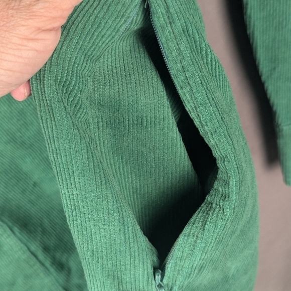 Le Lis large green corduroy long shacket with side pockets - Picture 8 of 10